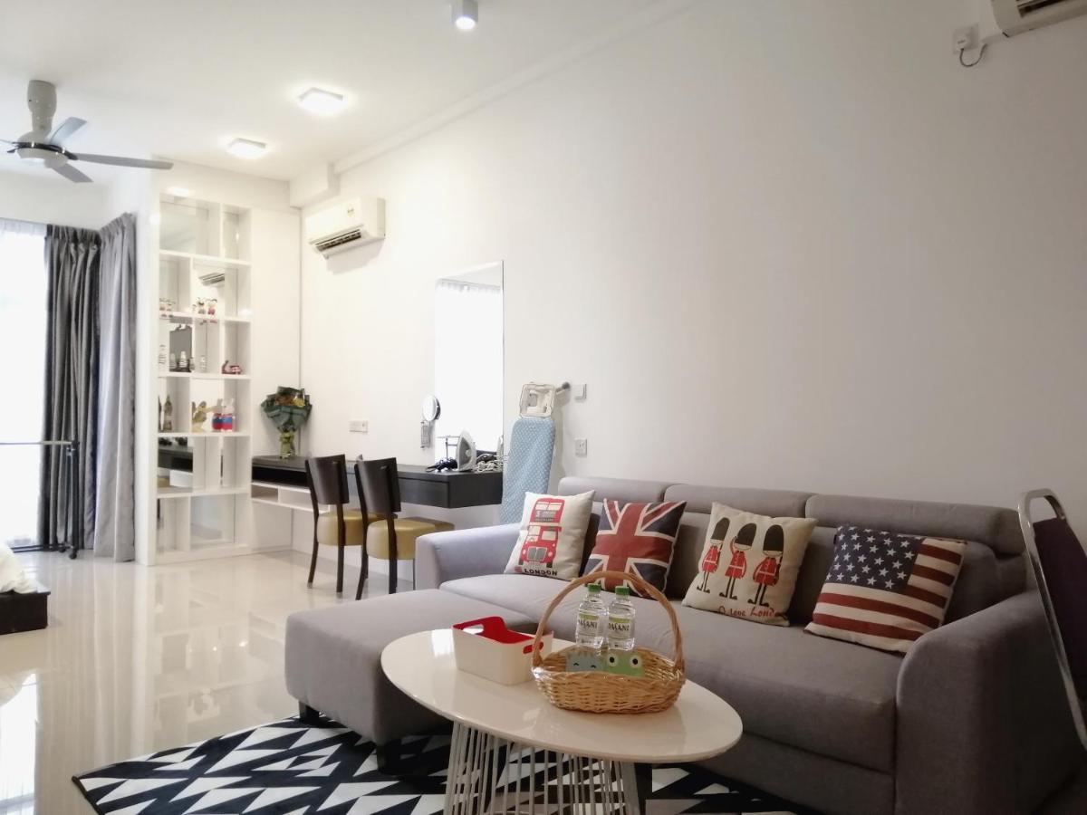 Delight Homestay Twin Galaxy Johor Bahru Extérieur photo