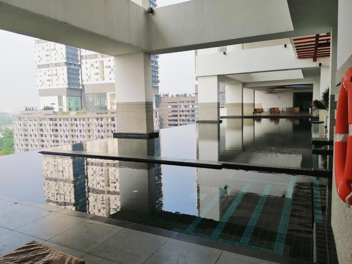 Delight Homestay Twin Galaxy Johor Bahru Extérieur photo
